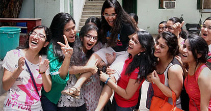 Girls outshine boys in CBSE Class XII exams