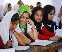 Govt launches Rs 600 crore scheme for educating adult Muslims