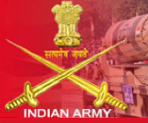  Army flags off national integration tour for Ladakh students