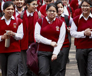 Circular on School Bags Applies to All Schools: Maha Tells HC