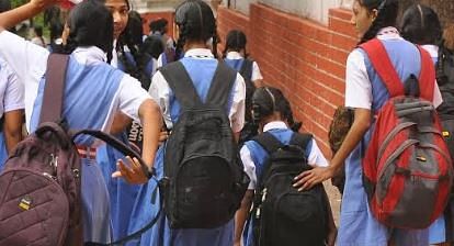 No More Heavy Weighted School Bags: Pilot Project Started By MHRD